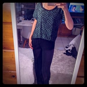 Stussy green and black loose-fitting top